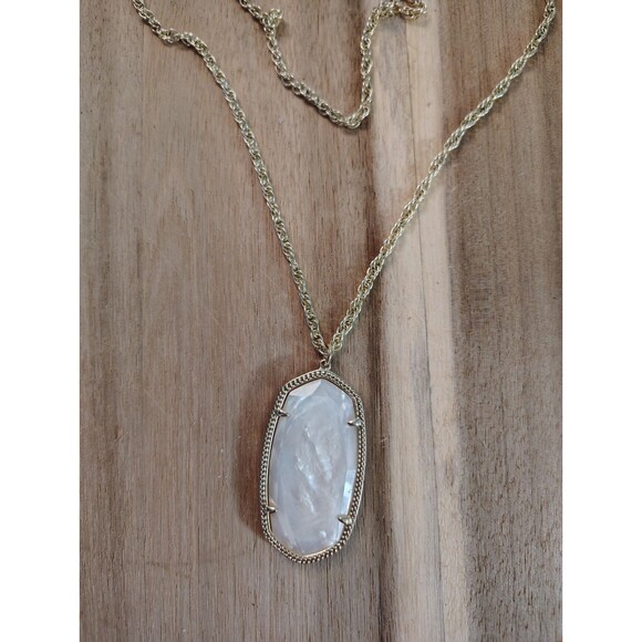 Kendra Scott Rae Mother of Pearl Pendant 14 kt Gold-plated - Picture 2 of 4